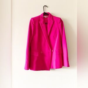 Stella Mccartney's hot dahlia  pink blazer is elegant chic